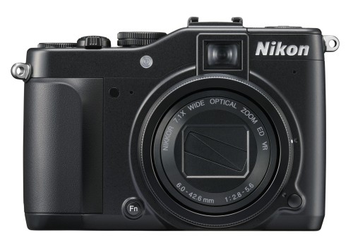 „Nikon P7000“ – aukščiausios klasės COOLPIX modelis