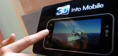 „CES 2011“: 3D vaizdas telefonuose be 3D akinių