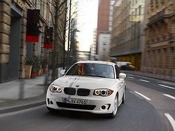 BMW planuoja parduoti po 30 tūkst. elektromobilių kasmet