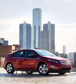 „Chevrolet Volt“ be sustojimo gali nuvažiuoti 1600 km