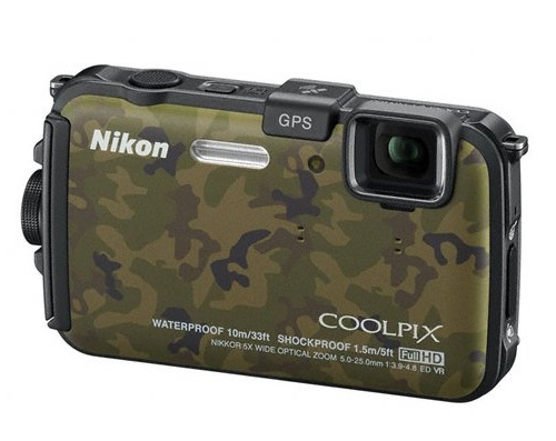 „Nikon“ pristato pirmą tvirtą fotoaparatą „COOLPIX AW100“