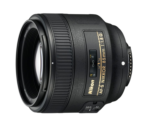 AF-S NIKKOR 85 mm f/1,8G – charakterio meistras