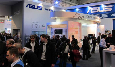 ASUS savo stendo parodoje „CeBIT 2012“ neturės. Krizė?