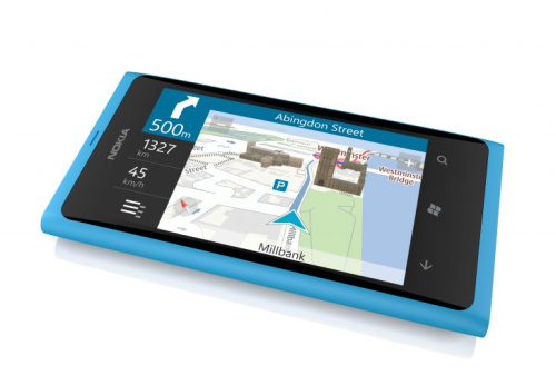 „Nokia Lumia 800“ ir „Nokia Lumia 710“ telefonai Lietuvoje pasirodys gegužės viduryje