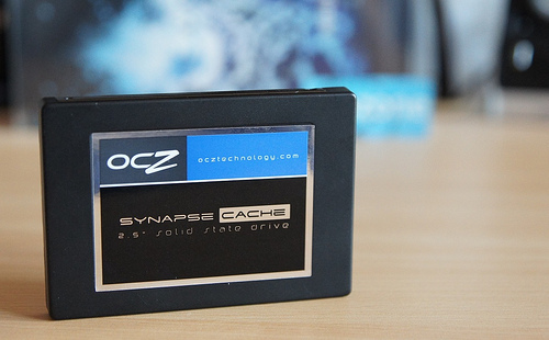 „OCZ Synapse Cache SATA III“ 2,5″ SSD disko apžvalga