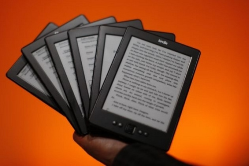 „Amazon“ pristatė naujus „Kindle“ planšetinius kompiuterius ir skaitykles