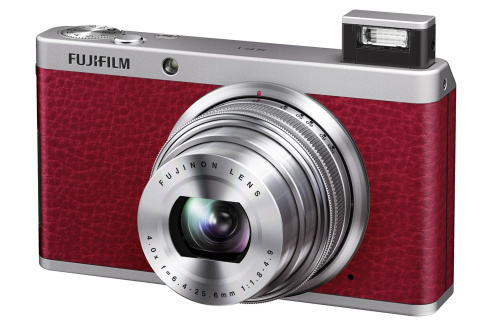 Pažangių fotoaparatų seriją „Fujifilm X“ papildo naujas fotoaparatas  – „XF1“