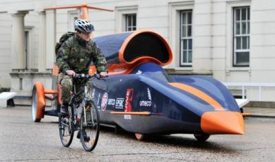 1 670 km/val. „Bloodhound“: viršgarsinė britų pretenzija į planetos greičio rekordą