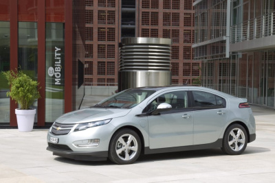 „Chevrolet Volt“ savininkai skundžiasi dėl netikėtai užgęstančio elektrinio motoro