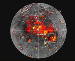 NASA skelbia Merkurijuje radusi užšalusio vandens