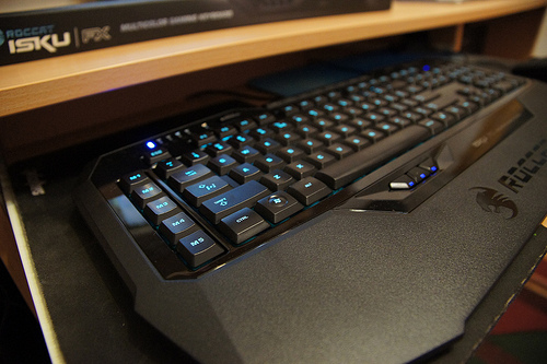 „ROCCAT Isku FX“ šviesioji žaidimų klaviatūra