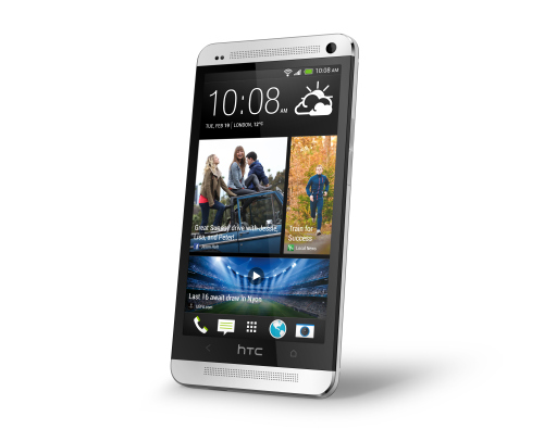 HTC pristato naują išmaniųjų telefonų flagmaną „HTC One“