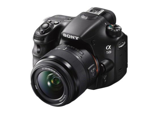 Naujas „Sony“ fotoaparatas „α58“ padės nepraleisti nė vienos svarbios akimirkos