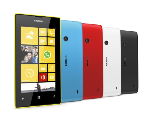 „Nokia“ išplėtė išmaniųjų telefonų gamą „Nokia Lumia 720“ ir „Lumia 520“ modeliais