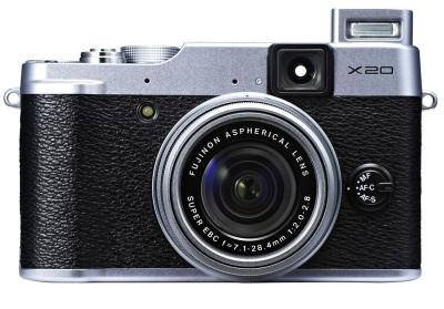 Aukščiausios klasės fotoaparatai „Fujifilm X100S“ ir „X20“ jau Lietuvoje