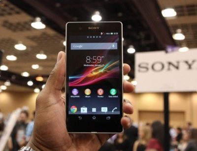 „Sony“ bandys pasiūlyti išmanųjį telefoną su 5 colių ekranu už prieinamą kainą