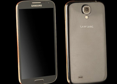 „Galaxy S IV“ sulauks ir trečios, neoficialios versijos iš aukso