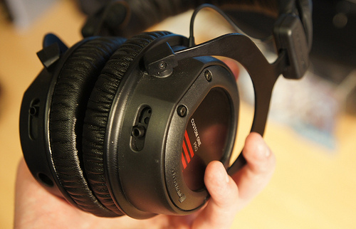 „Beyerdynamic Custom One Pro“ – madingiausios ausinės?