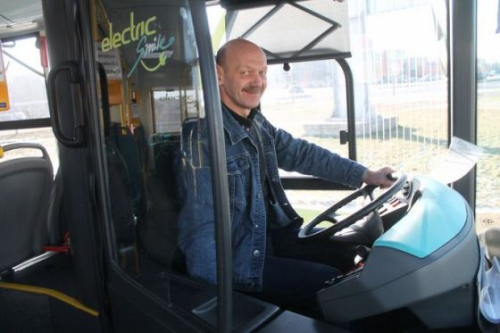 Panevėžio gatvėse – lietuviškas ir tik elektra varomas autobusas