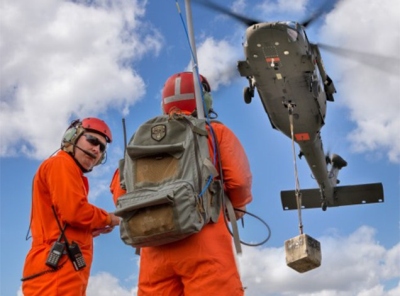 „Sikorsky“ inžinieriai 5,2 t svorio karinį sraigtasparnį „Blackhawk“ pavertė bepiločiu