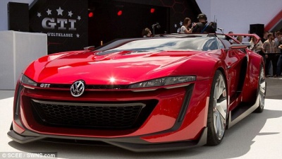 „VW GTI Roadster“: vokiečiai sukūrė „Sony“ kompiuterinio žaidimo „Gran Turismo“ monstrą