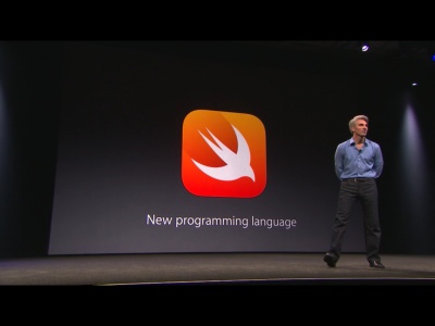 „Apple“ pristatė keturis metus kurtą programavimo kalbą „Swift“