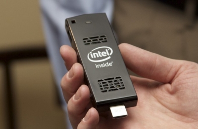 „Intel Compute Stick“ – kompiuteris USB atmintinėje