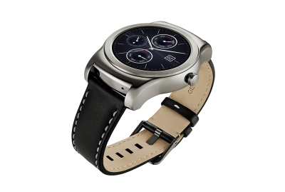 LG pristato išmanųjį laikrodį „LG Watch Urbane“