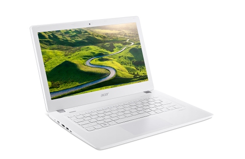 „Acer“ atnaujina galingąją „Aspire V Nitro“ seriją ir stilingąjį „Aspire V 13“