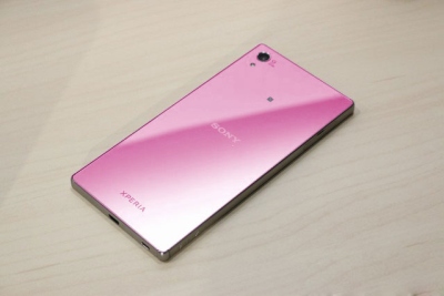 Rožinis „Sony Xperia Z5“ pasirodys kitą mėnesį