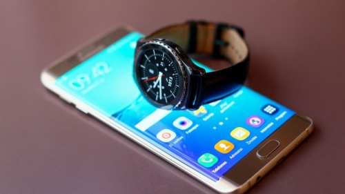 „Samsung Gear S2“ dar kartą priminė išmaniųjų laikrodžių problemą