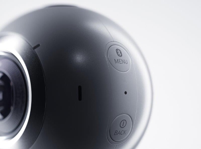 „Samsung“ pristatė „Gear 360“ – modernų įrenginį akimirkoms įamžinti