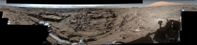 NASA parodė marsaeigiu „Curiosity“ nufilmuotą Marso kraterį: žvalgykitės 360 laipsnių