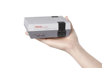 „Nintendo“ išleis miniatiūrinę NES konsolės versiją su 30 žaidimų