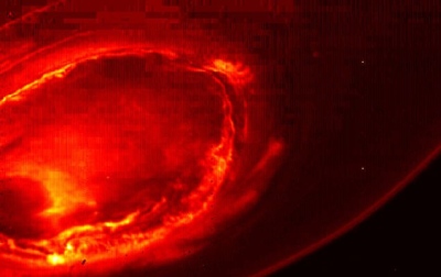 Naujausiose Juno nuotraukose – sunkiai atpažįstamas Saulės sistemos gigantas