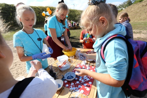 Mokslo festivalio „Erdvėlaivis Žemė“ skrydis Kauno tvirtovės VII forte