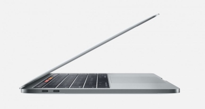 „Apple“ pristatė atnaujintus „MacBook Pro“ su liečiama valdymo juostele