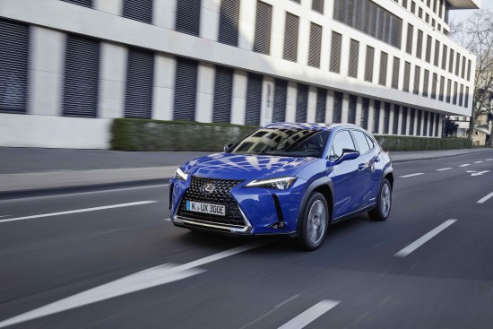 Kitais metais Lietuvą pasieks pirmasis vien elektra varomas „Lexus“ modelis