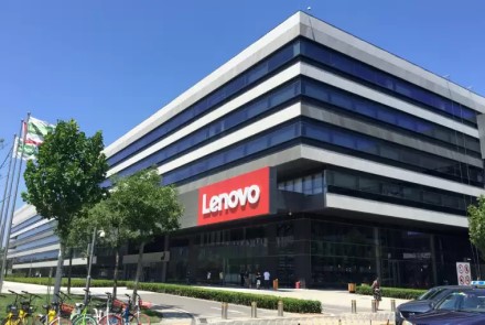 Pandemija baisi ne visiems: „Lenovo“ gali pasigirti rekordiniais finansiniais metais