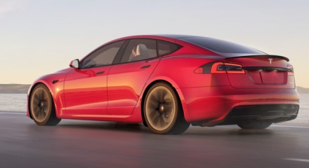 „Tesla Model S Plaid“. Gamintojo nuotrauka