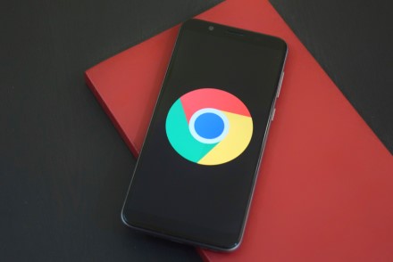 „Google“ dar metams atidėjo trečiųjų šalių slapukų blokavimą „Chrome“ naršyklėje