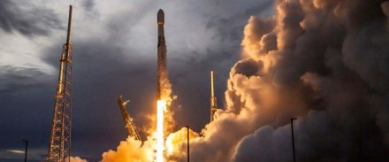 „Falcon 9“ raketos startas © „SpaceX“