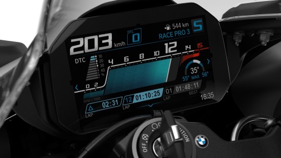 BMW pristatė naują sportinį motociklą – išvystys virš 300 km/val. greitį