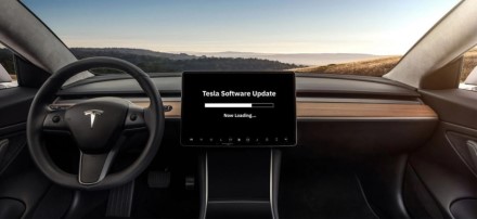 „Tesla“ elektromobilių savininkams ruošia atnaujinimą, kuris pasiūlys gausybę naujų galimybių