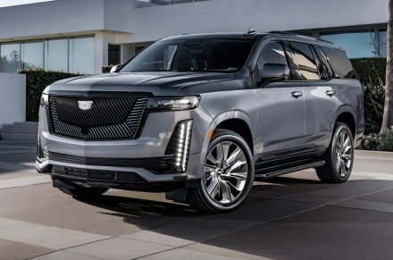 „Cadillac“ atstovai anonsuoja naująjį elektrinį šedevrą