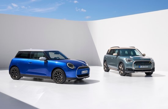 „Mini“ pristatė naujos kartos „Cooper“ ir „Countryman“ elektromobilius