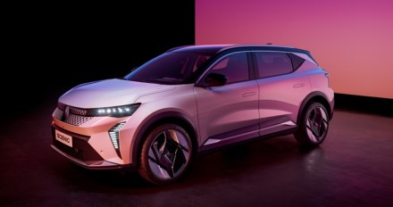 „Renault“ pardavimai 2023 m. trečiame ketvirtyje Europoje išaugo 25 %, palyginus su praėjusiais metais