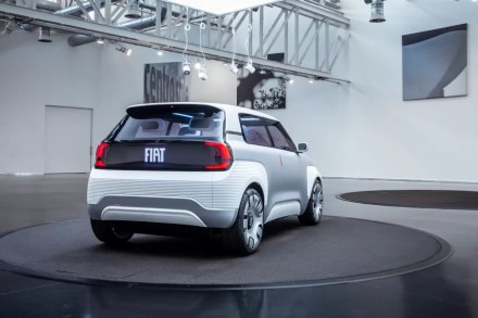 Europiečiai netrukus galės įsigyti itin pigų „Fiat“ elektromobilį