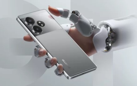 Debiutavo naujasis „Realme GT 6T“: veiks su neseniai išleistu „Snapdragon 7+ Gen 3“ procesoriumi