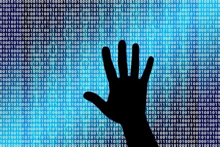 Dirbtinio intelekto grėsmės: kaip apsisaugoti nuo modernių kibernetinių atakų?